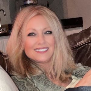 Meet your Posher, Teri